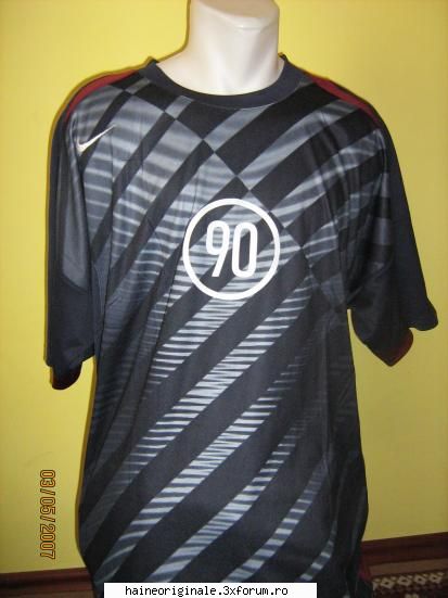 Tricouri - Tricou Nike Total 90 Negru Pret : ROL //(1 - Nike